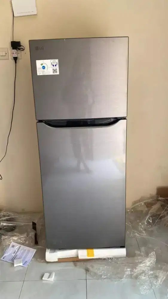 Kulkas LG 2 pintu Inverter