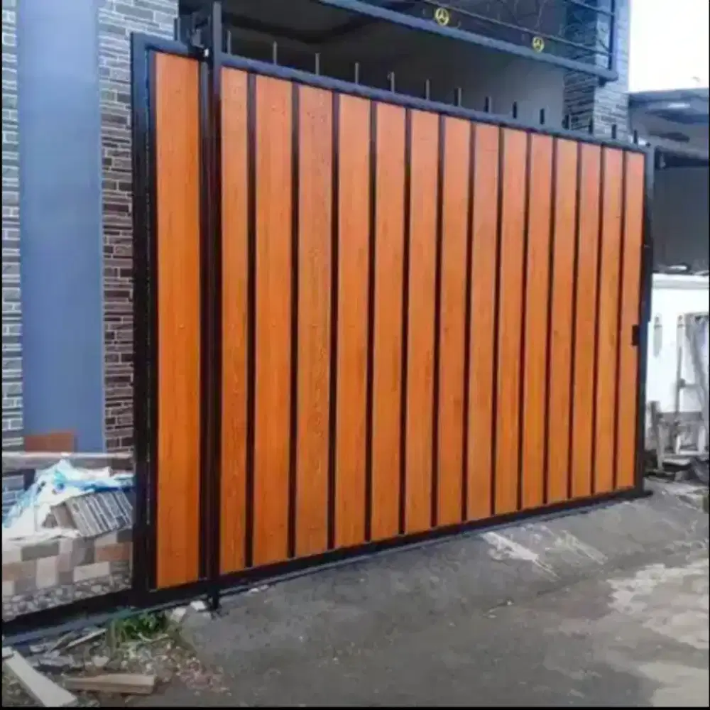 Pagar Minimalis GRC motip kayu