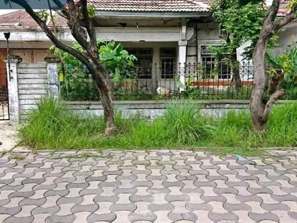 Dijual Rumah Lama Manyar Indah, Row Jalan Lebar, Strategis Dekat Galaxy Mall