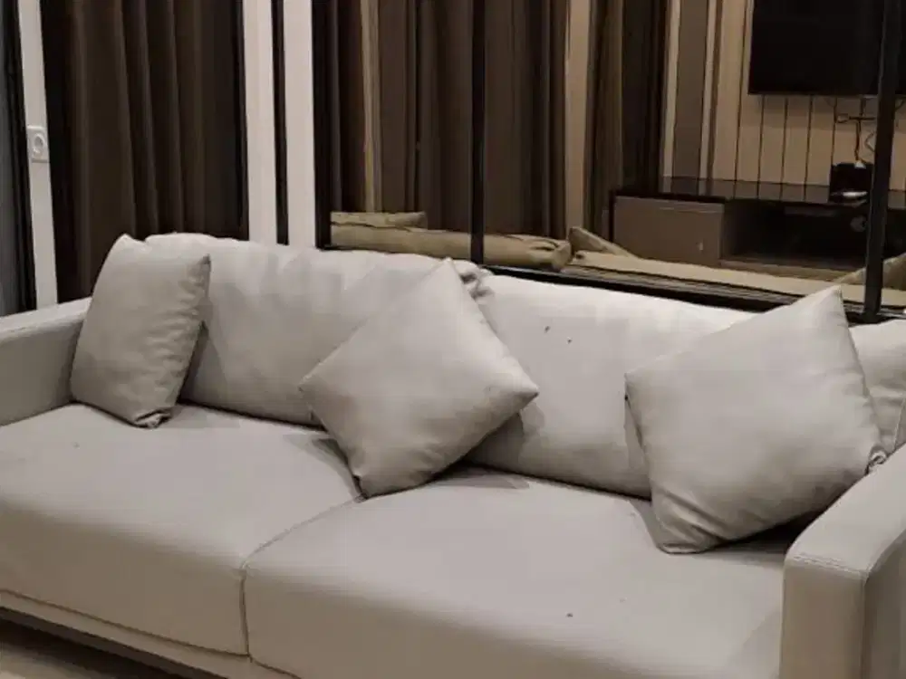 Disewakan Apartment Gold Coast Uk 51M2, Furnsihed Interior, Ready