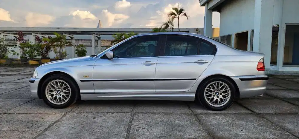[ ANTIKK ] BMW 325i PRE - FACELIFT 2001