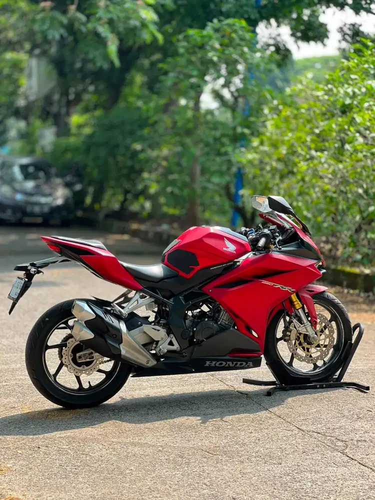 KM 9K AJA! HONDA CBR 250RR NON ABS MERAH DOFF 2018 PAJAK ON SUPER GRES