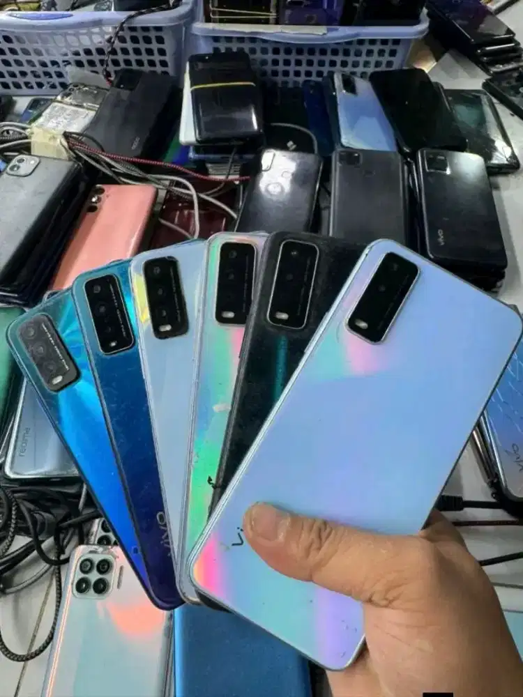 DI CARI HP RUSAK / MATI TOTAL.