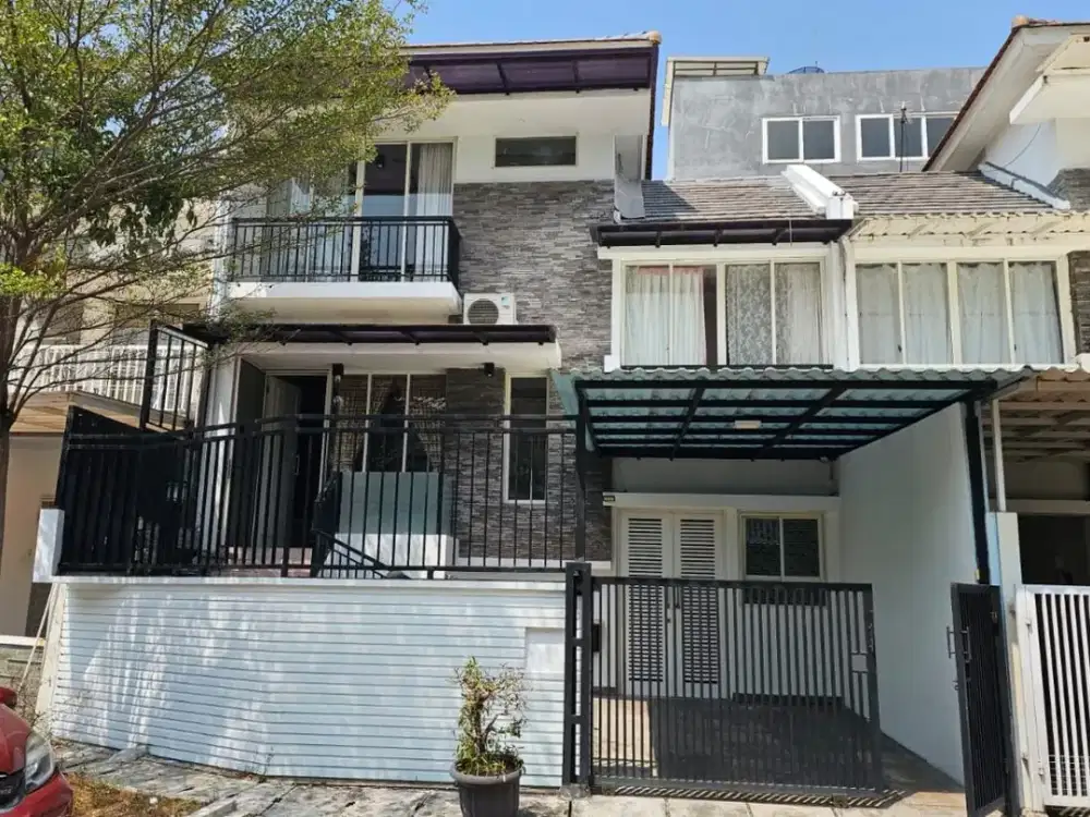 DIJUAL RUMAH PIK CLUSTER LAYAR PERMAI UK 8x15 (2.5 LANTAI) DEKAT CLUB HOUSE BAGUS