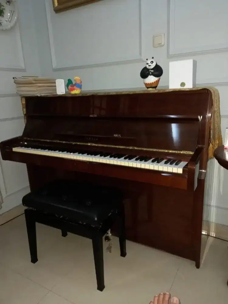Di jual Piano Yamaha M1B Upright-japan