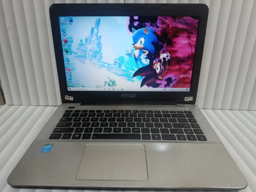 Laptop Asus X455LA