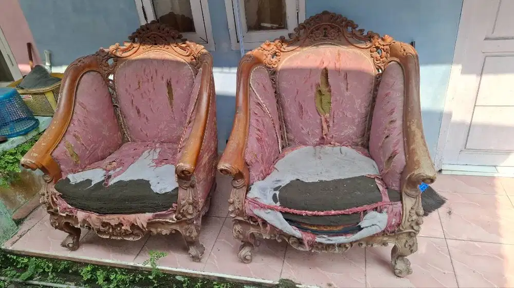 Kursi Tamu Ukir Antik Kayu Jati Asli – Cocok Direstorasi