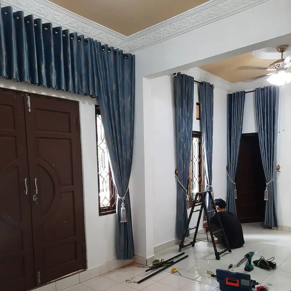 Jasa tukang pasang gorden model terbaru gorden blackout gorden kantor