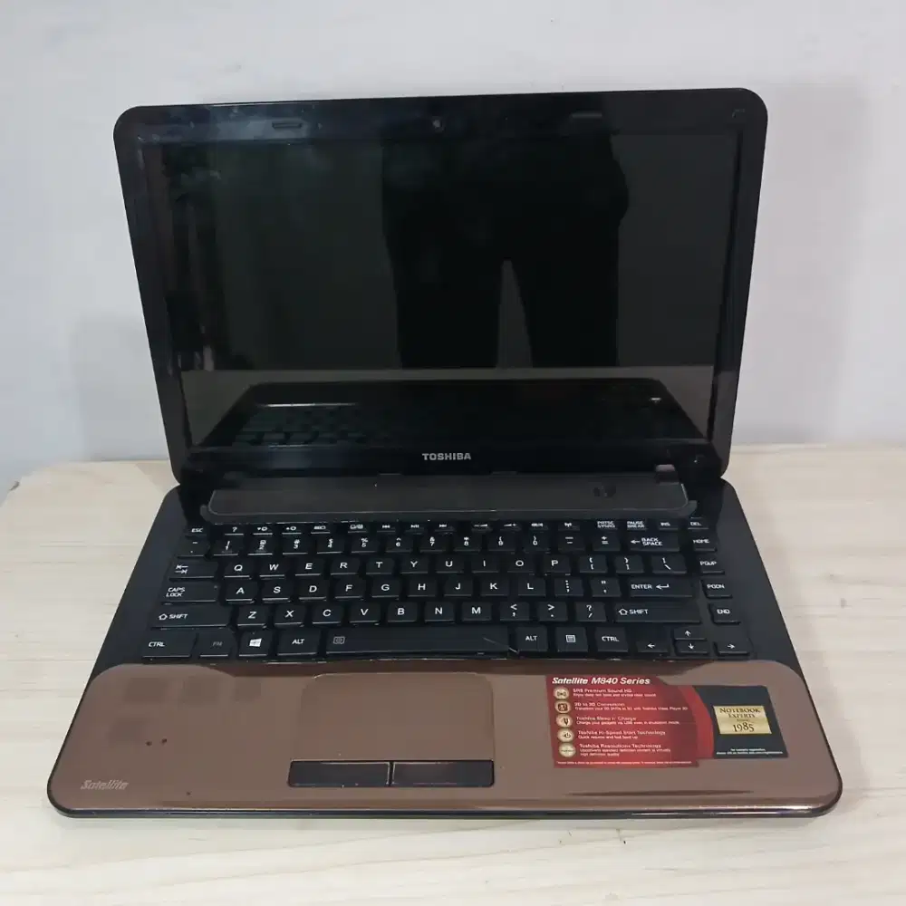 Toshiba core i3 RAM 8GB Siap pake.