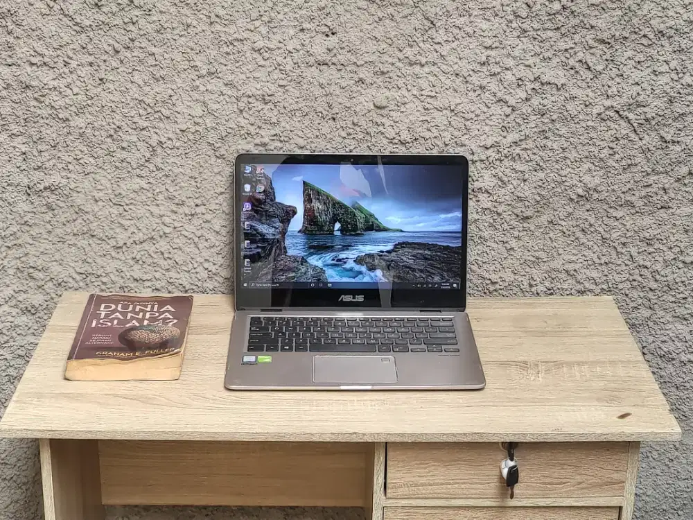 Asus ZenBook UX461U Core i7 Gen 8 RAM 16GB SSD 512GB Touchscreen MX150