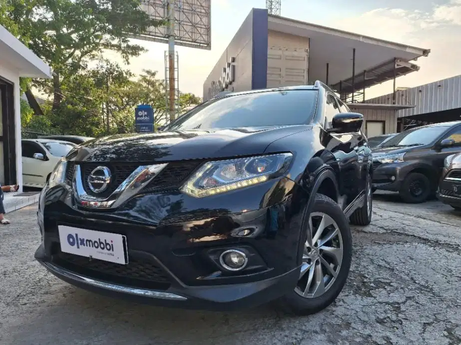 DP MURAH Nissan X-Trail 2.5 Bensin-AT 2017 Hitam CUFDB