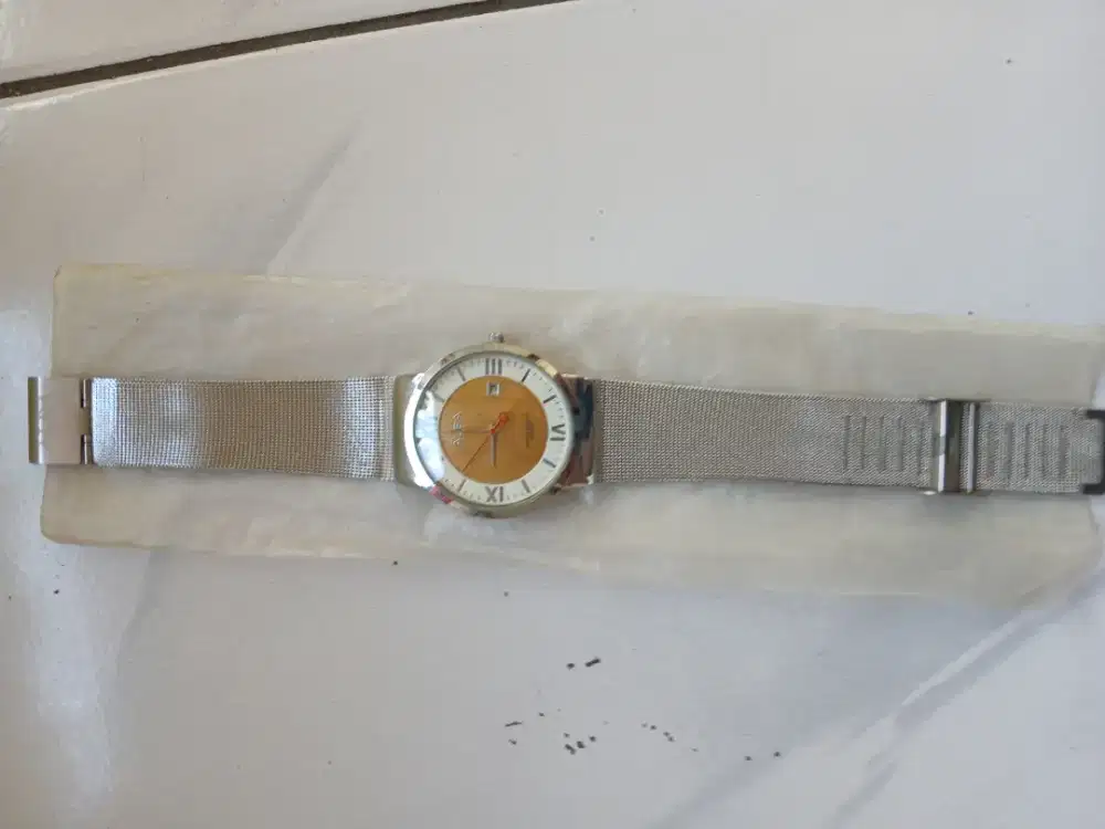 Jam tangan alba