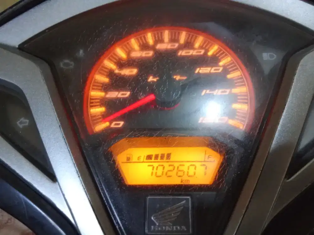 Honda Vario kzr dan honda beat fi