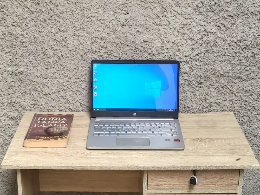 Laptop HP 14 FQ Ryzen 3 Ram 8Gb Ssd 256 Gb Mulus Mulus Amd Vega 2Gb