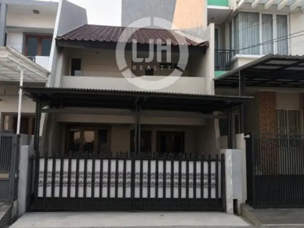 Rumah Disewakan di Pelepah Indah Kelapa Gading Jakarta Utara Lokasi Strategis