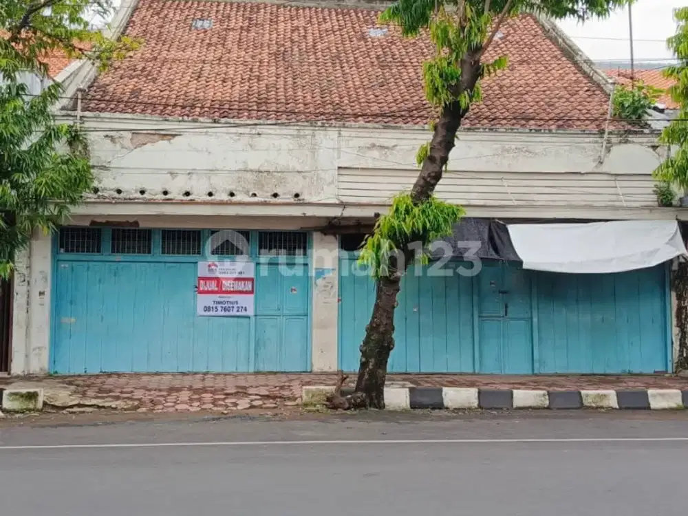 Ruko di Daerah Pertokoan