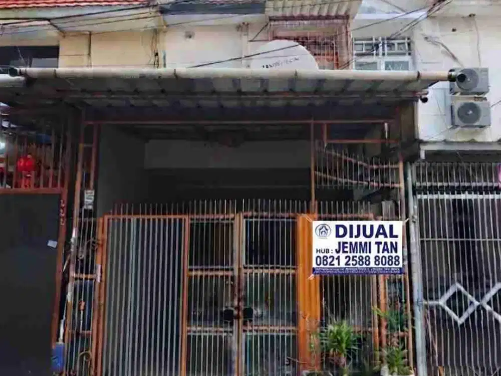 Dijual Rumah Kecil Taman Palem Murah