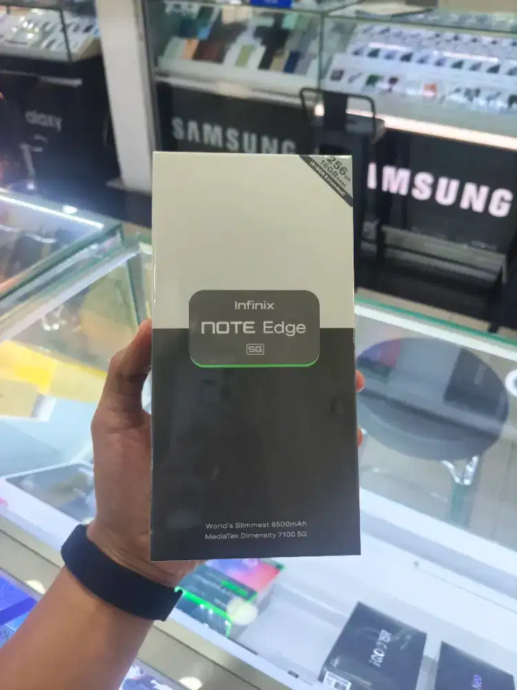Infinix Note Edge 5G 8/256 Baru