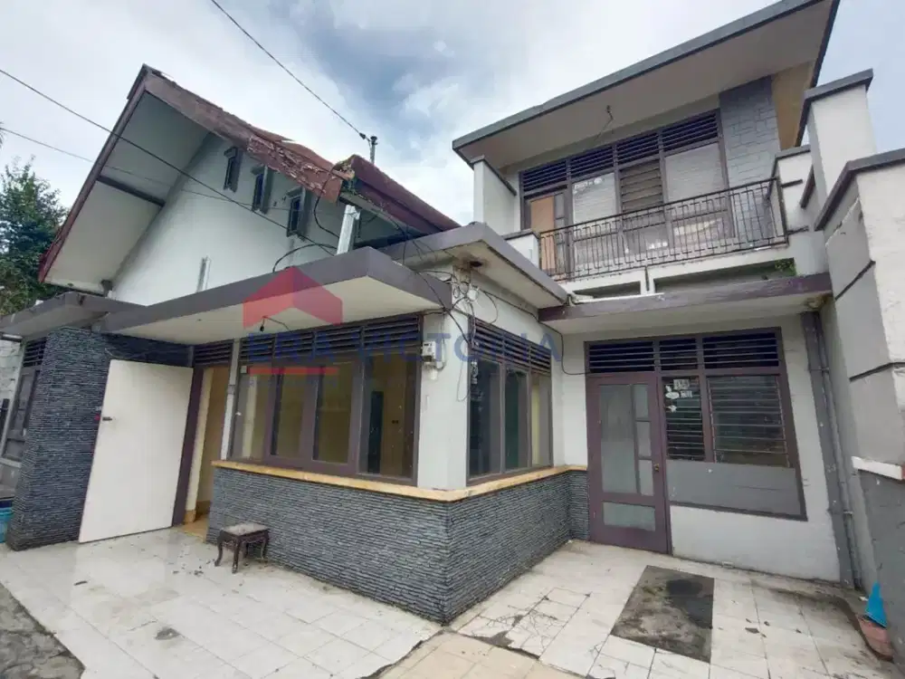 Rumah Dijual Tengah Kota Malang Cocok Cafe Resto Dekat Pasar Tawangmangu