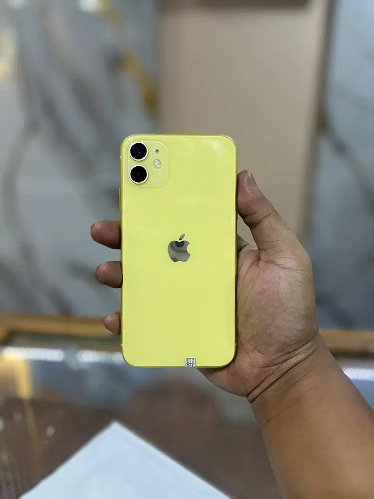 iPhone 11 128 all operator warna kuning