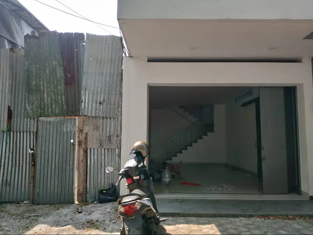 Ruko Strategis dan besar Siap Pakai Sudirman Bandung