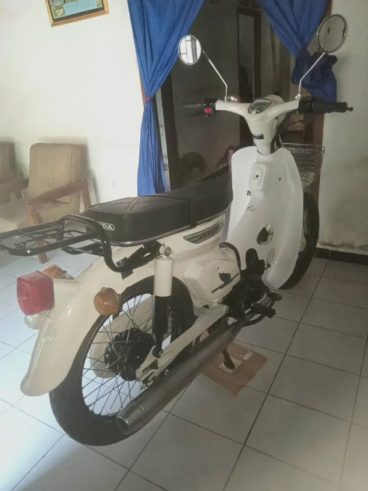 Honda C70 klasik