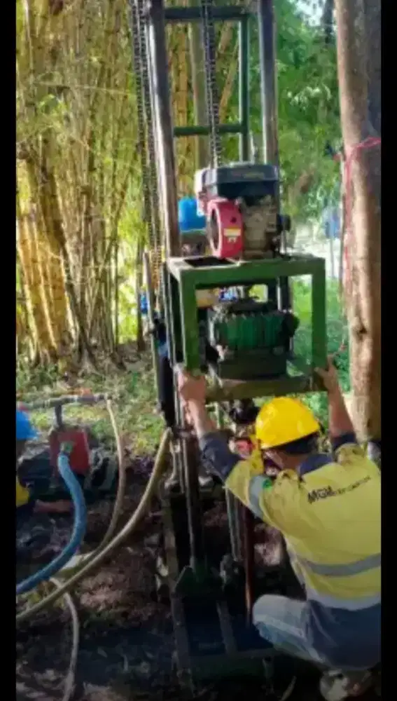 Pembuatan sumur bor air