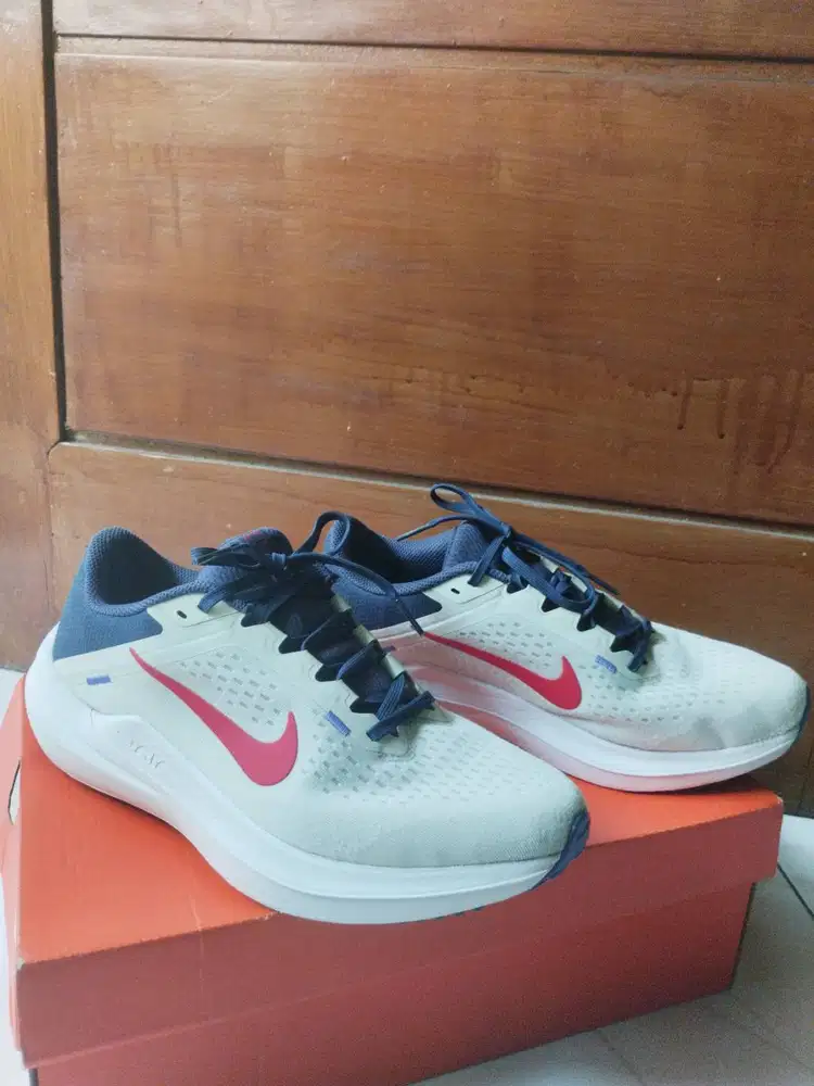 sepatu running Nike air winflo 10