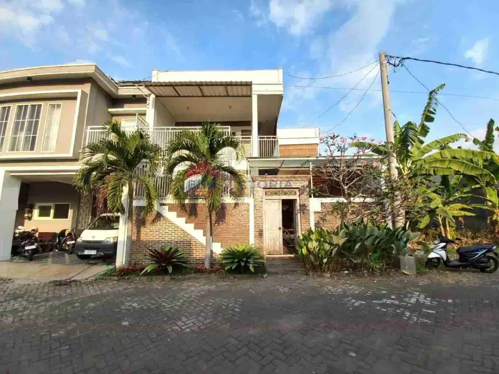 Dijual Villa full furnished ada kolam renang di Dieng Atas