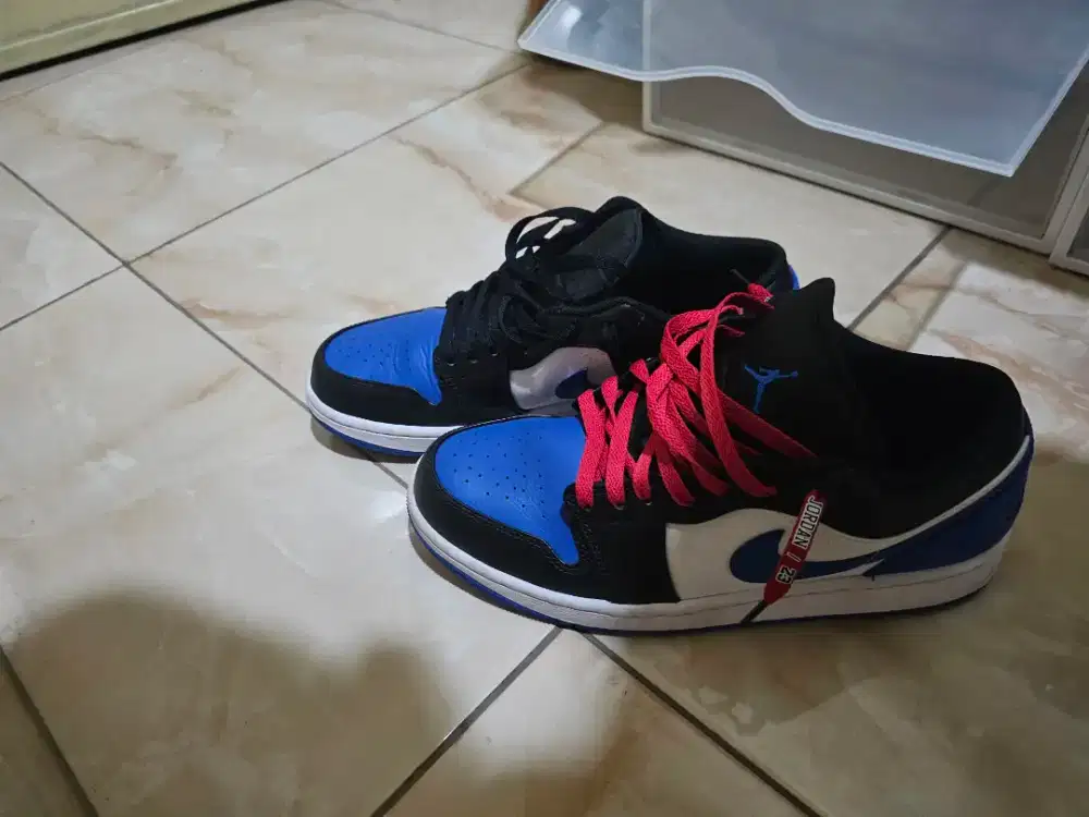 Jordan 1 low white royal blue black