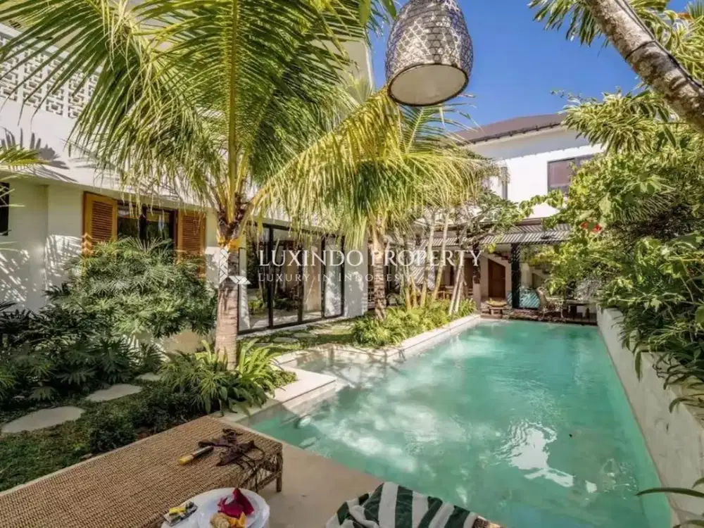 DIJUAL VILLA DENGAN 3 KAMAR TIDUR DI ULUWATU