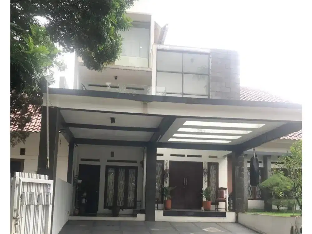 Jual Rumah 3 lantai  Siap Huni di Komplek Mitra Dago Parahyangan Antapani  Bandung