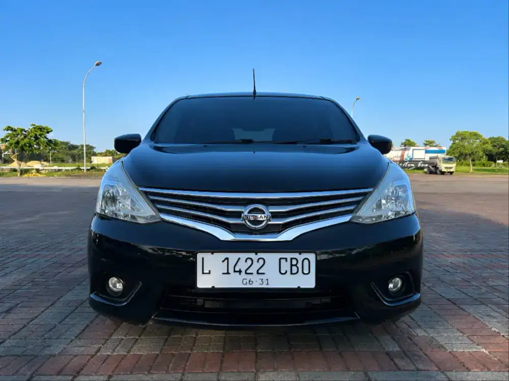 Nissan Grand Livina XV AT 2014 KM 70rb DP Minim 10juta