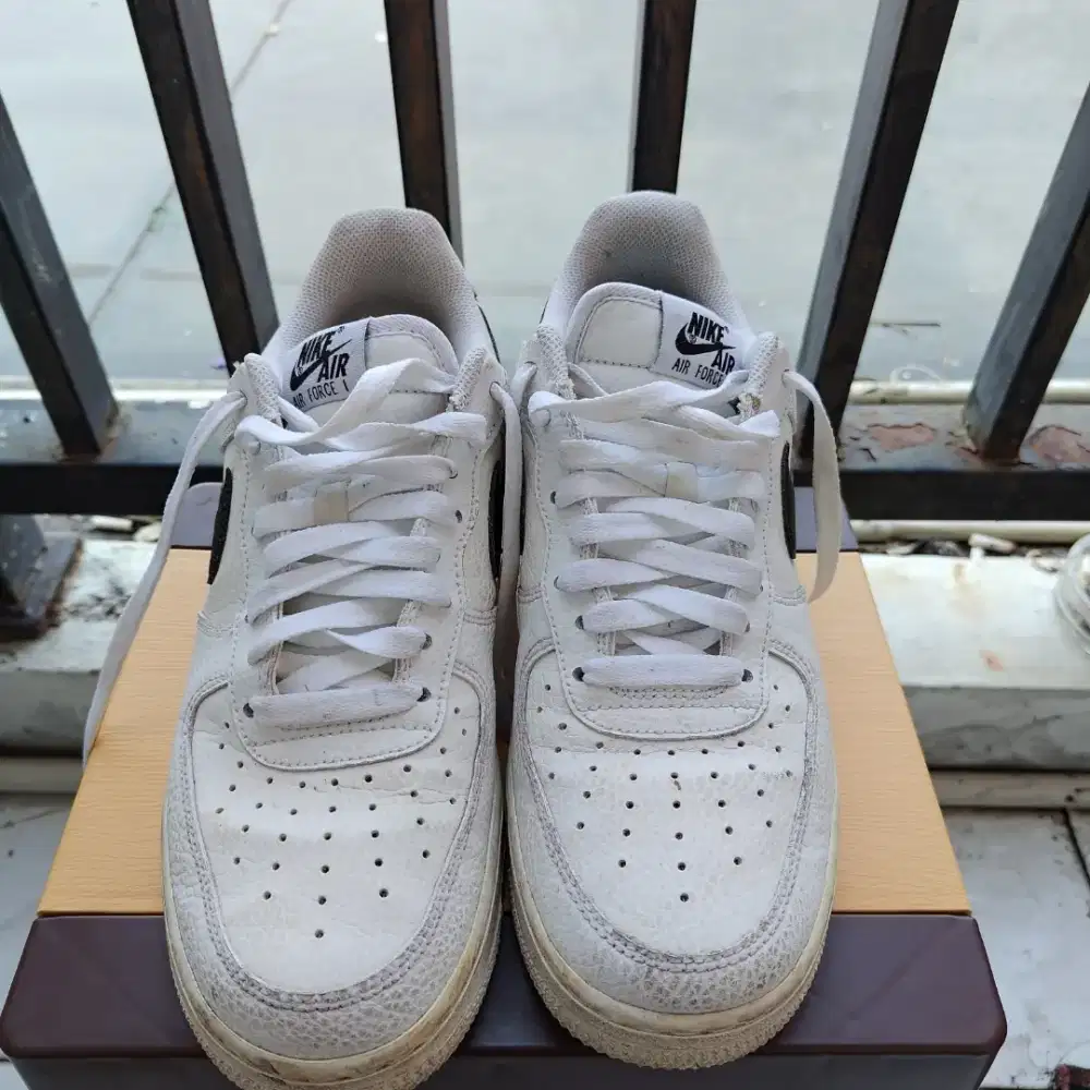 Nike Air Force 1