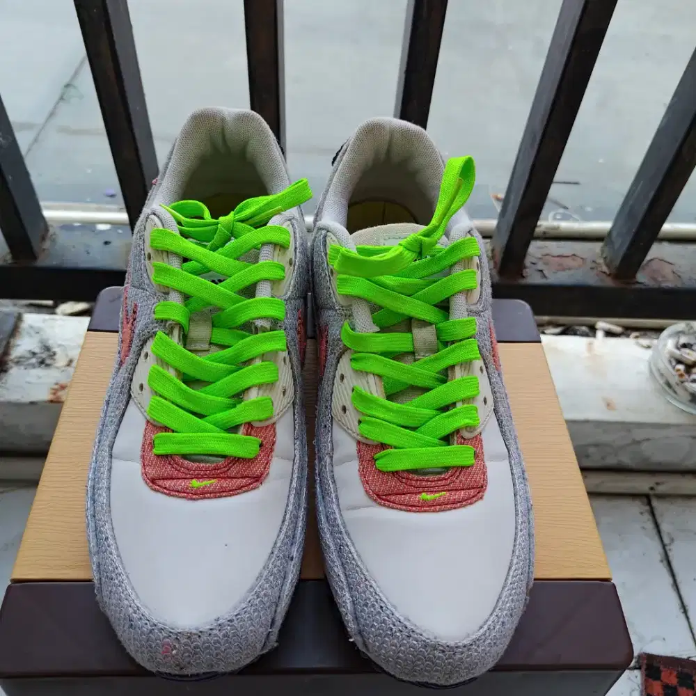 Nike Air Max ukuran 42