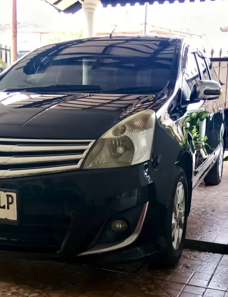 Dijual nisan livina XV 1.5 AT , thn 2012 , yg minat chat . Siap pakai