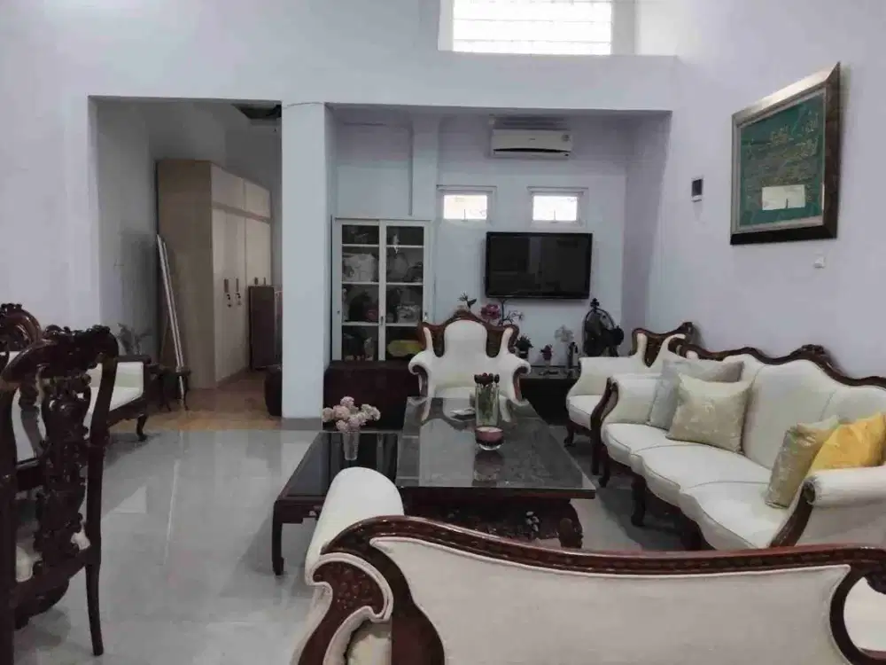 Rumah di jual di cluster carissa graha raya bintaro