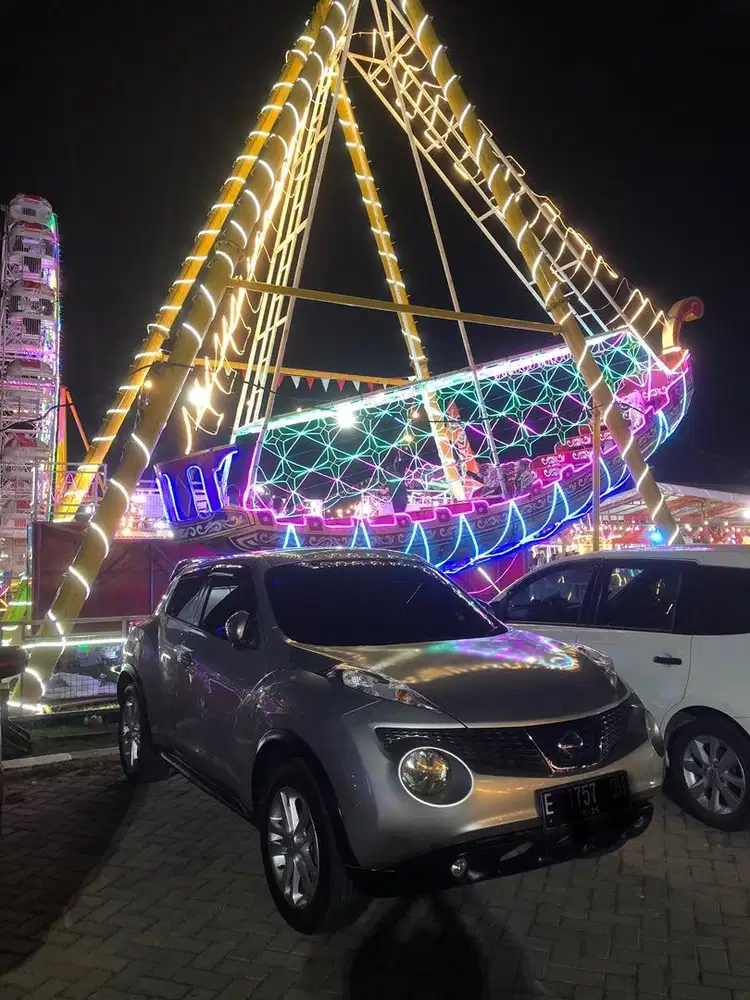 Nissan Juke silver kondisi bagus