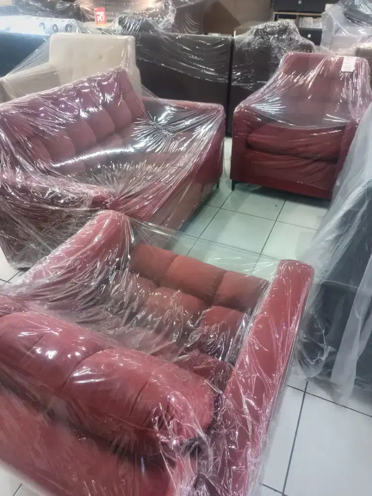 Cash Credit Sofa Meganto 211