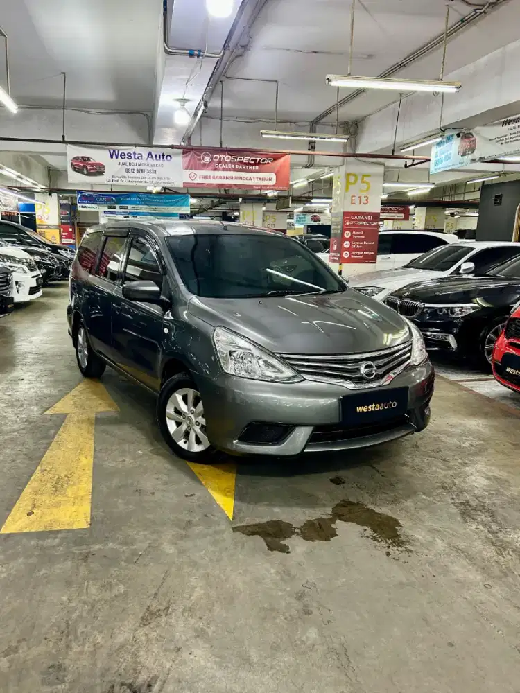 Low KM Nissan Grand Livina 1.5 SV AT 2015 nik 2014 Terawat