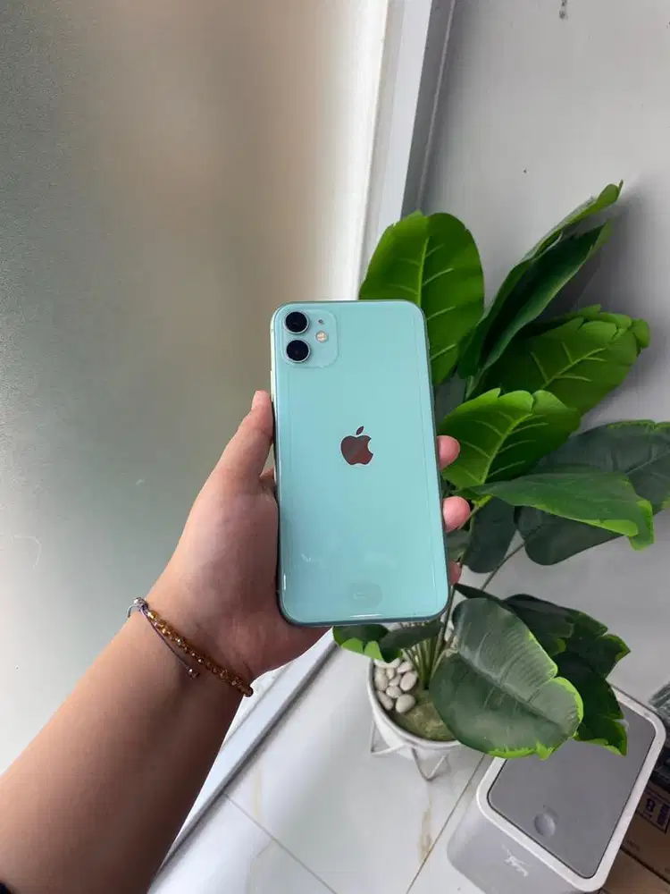 iPhone 11 128gb green iBox