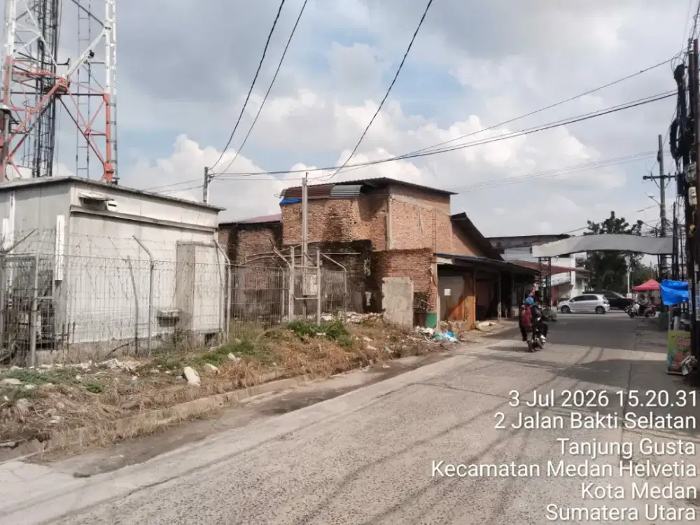 Tanah strategis medan