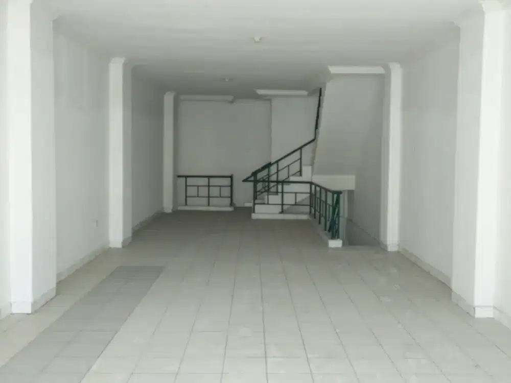 Dijual / Disewakan Ruko - Mutiara Taman Palem, Cengkareng