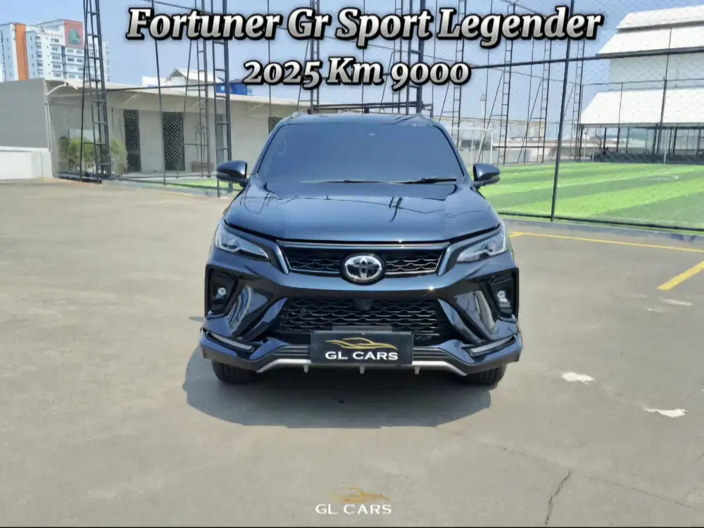 Km 9000 2.8 GR Cash Aero Package 2025 Hitam Toyota Fortuner Legender