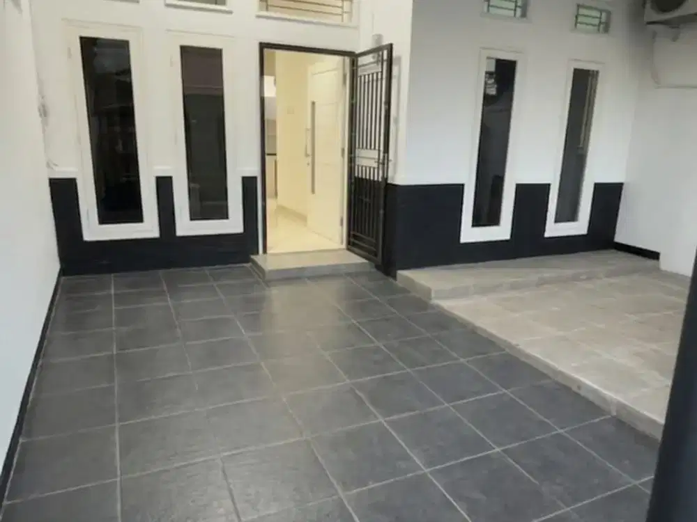 Rumah 1,5 Lantai di Komplek Walikota Sukapura, Dekat Summarecon Kelapa Gading