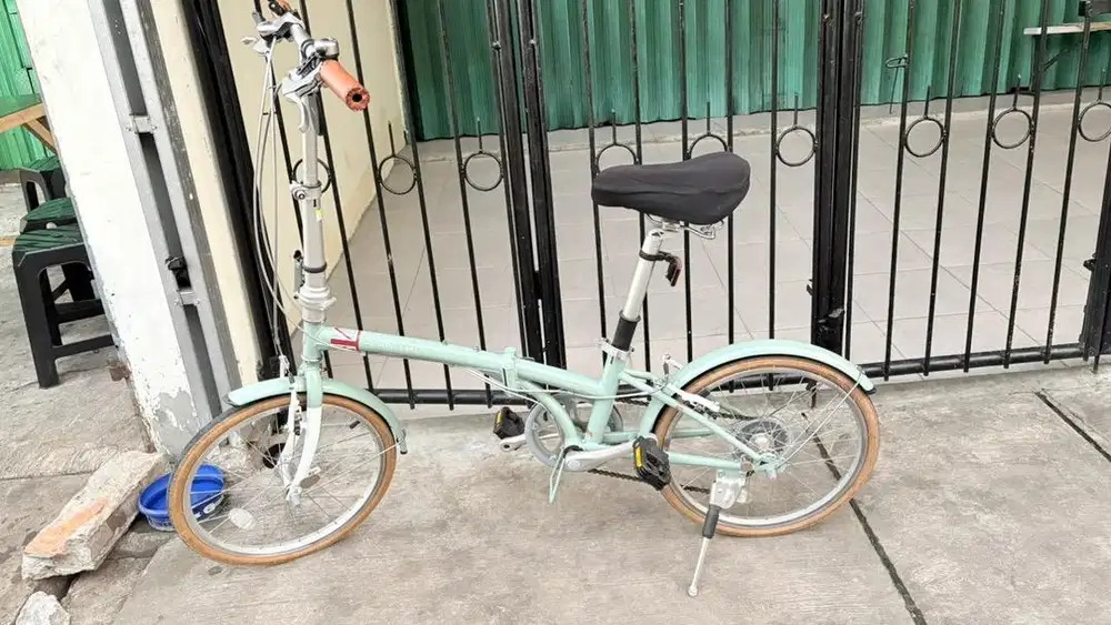 Sepeda Lipat London Taxi Warna Jade