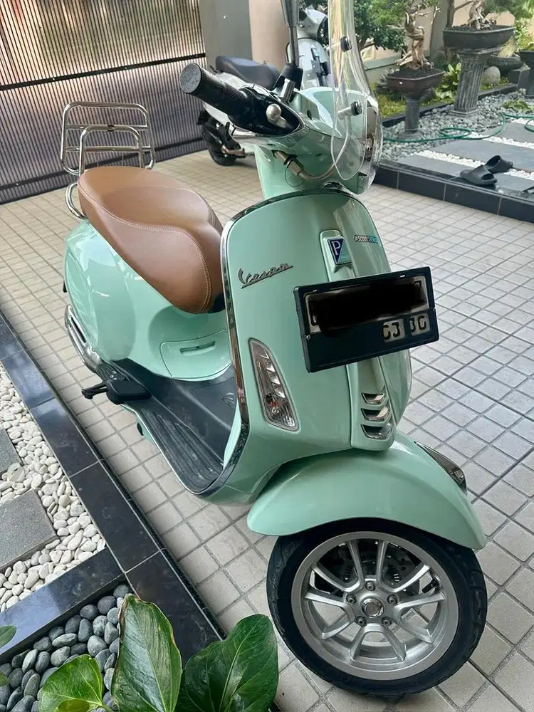 Vespa Primavera Mulus Banget, KM rendah