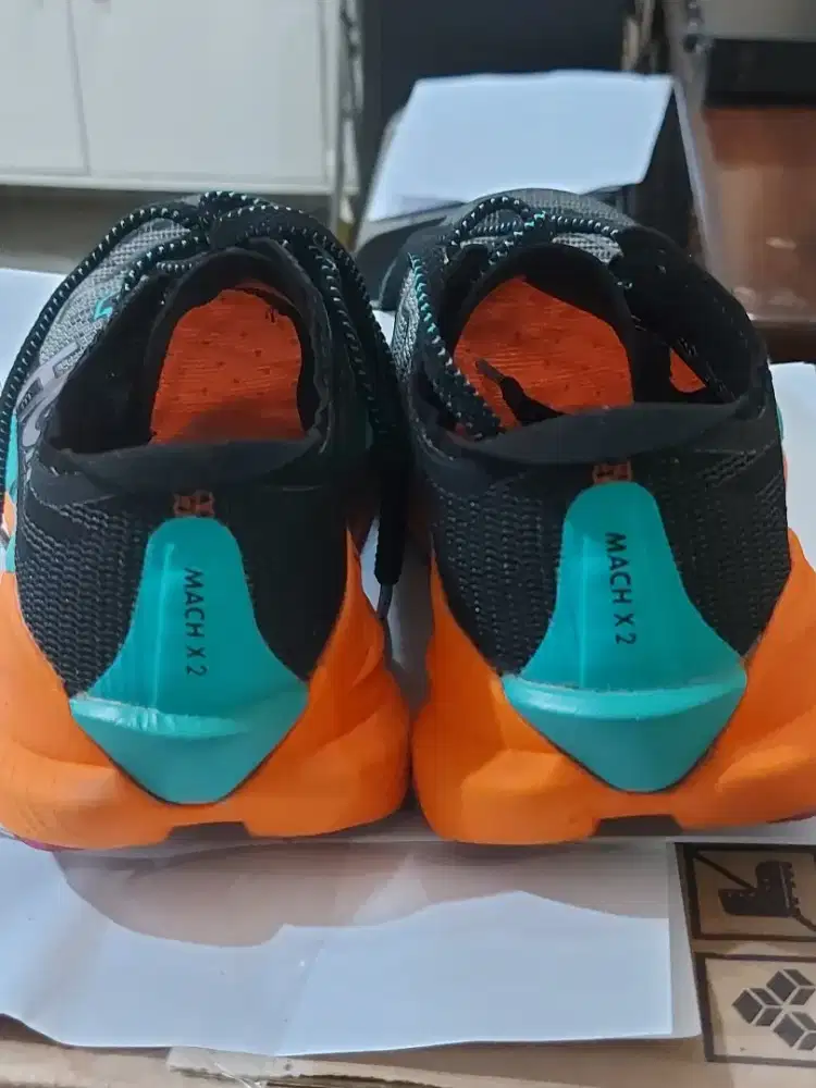 Sepatu running bisa pria dan wanita