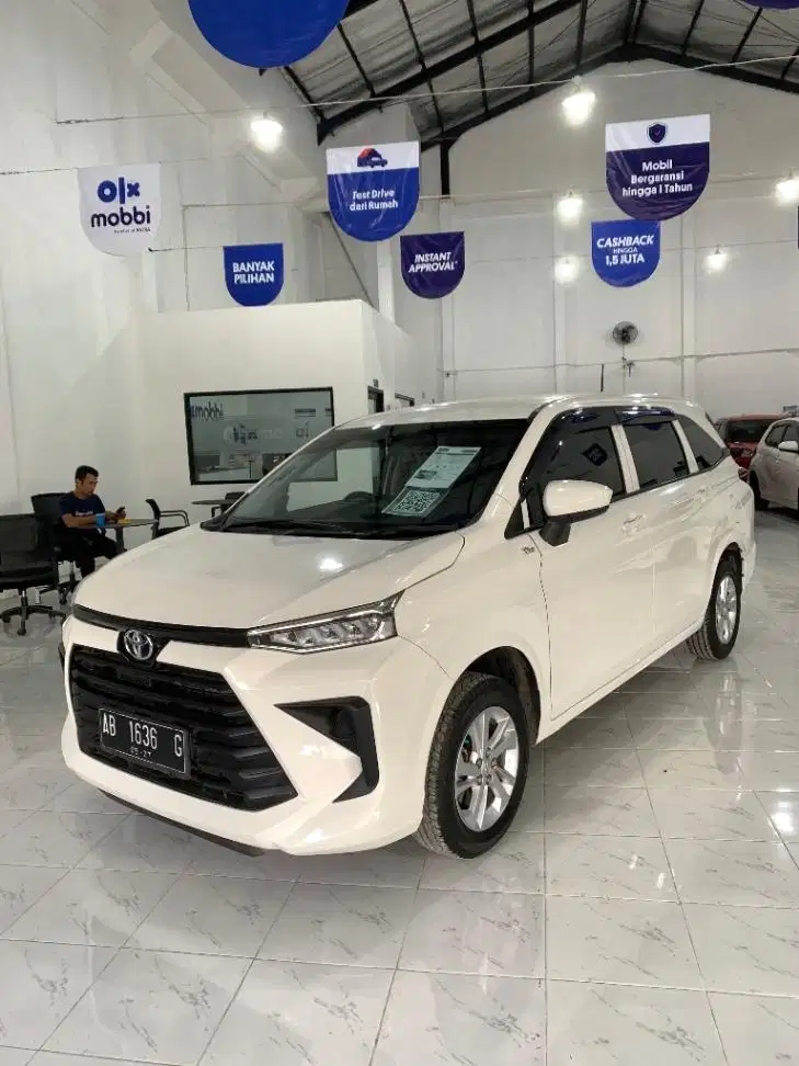 Toyota Avanza 1.3 E Bensin MT 2022 Putih