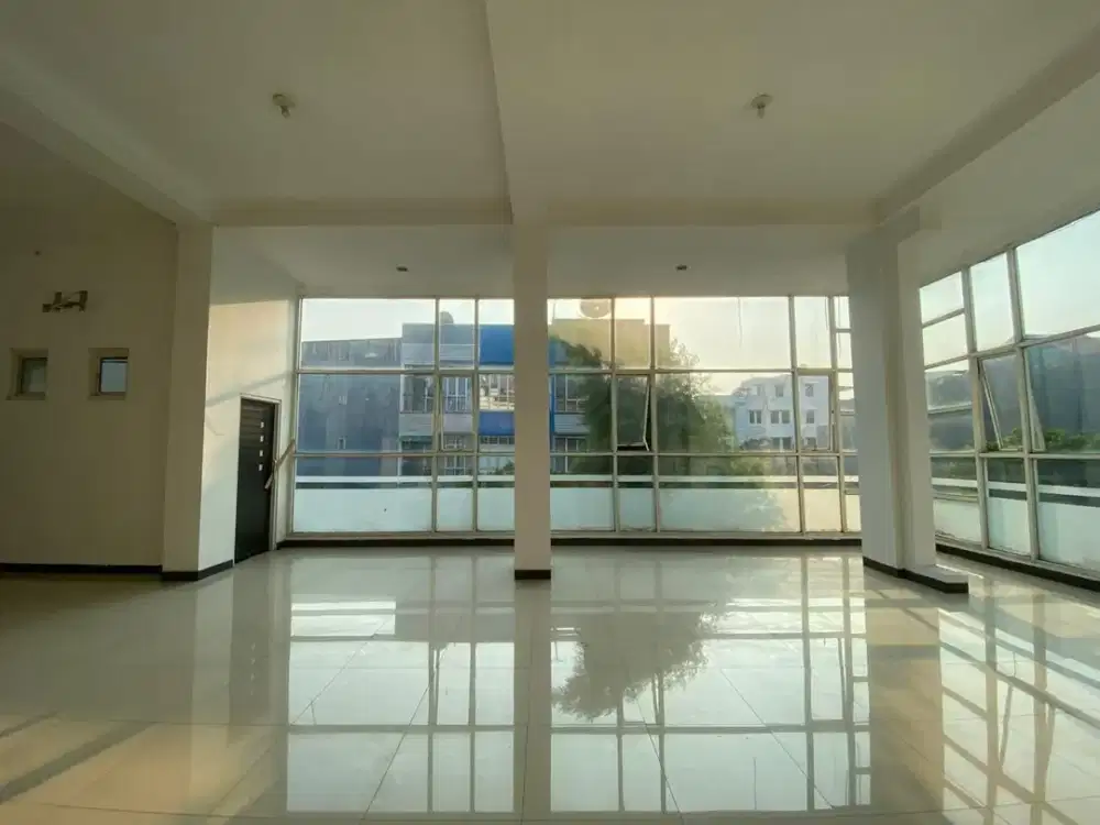 Jual Sewa Rumah Muara Karang Blok 3 Hoek Jalan Raya SHM